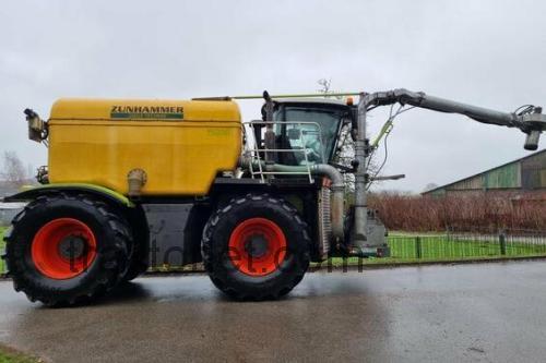 Claas Xerion 3800 Saddle Trac tekniske specifikationer 